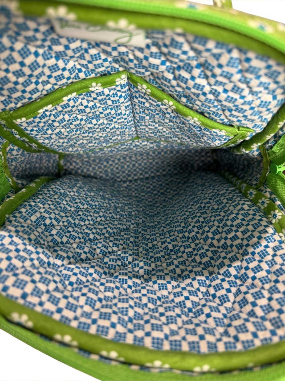 Vintage Vera Bradley “Green Apple Daisy”Retired Pattern Small Backpack Style Bag - Picture 7 of 9